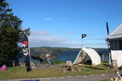 A Pirates life ashore!