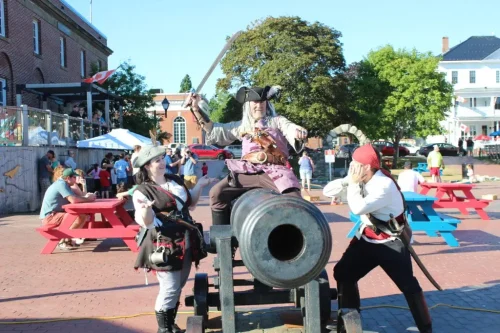 What do the Cap'n b thinkin'?
